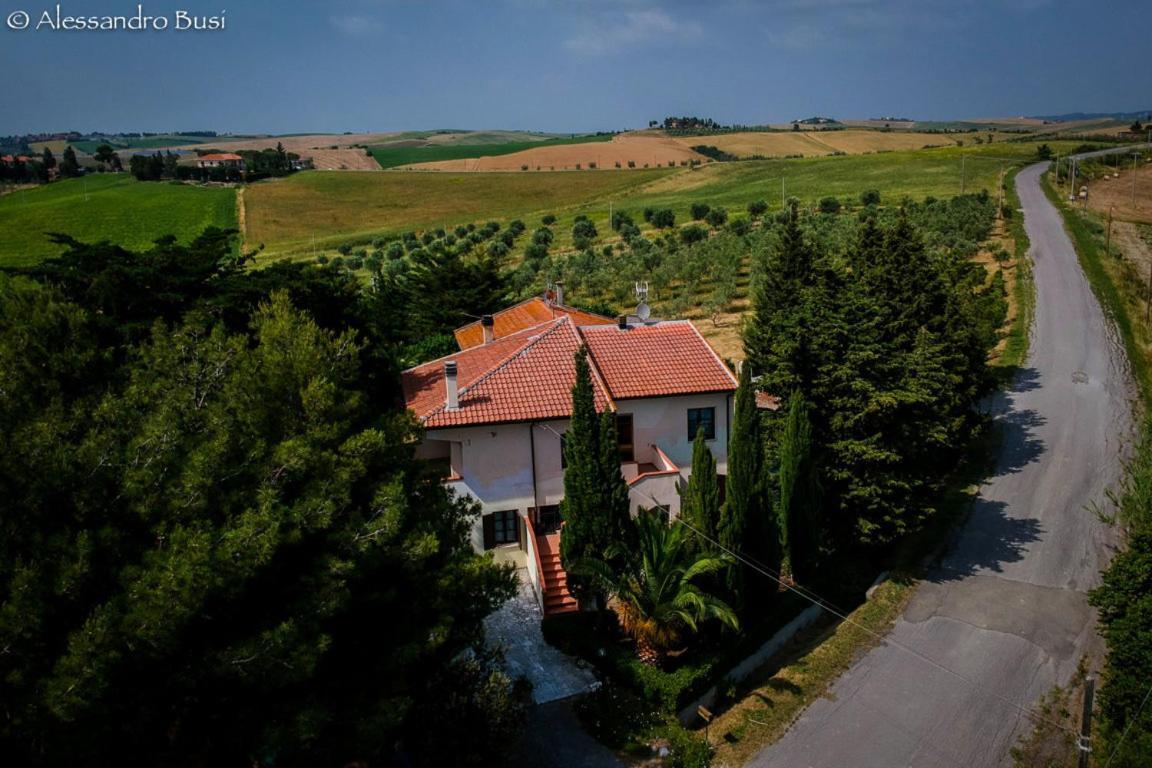 Agriturismo Mandriato Santa Luce Ngoại thất bức ảnh